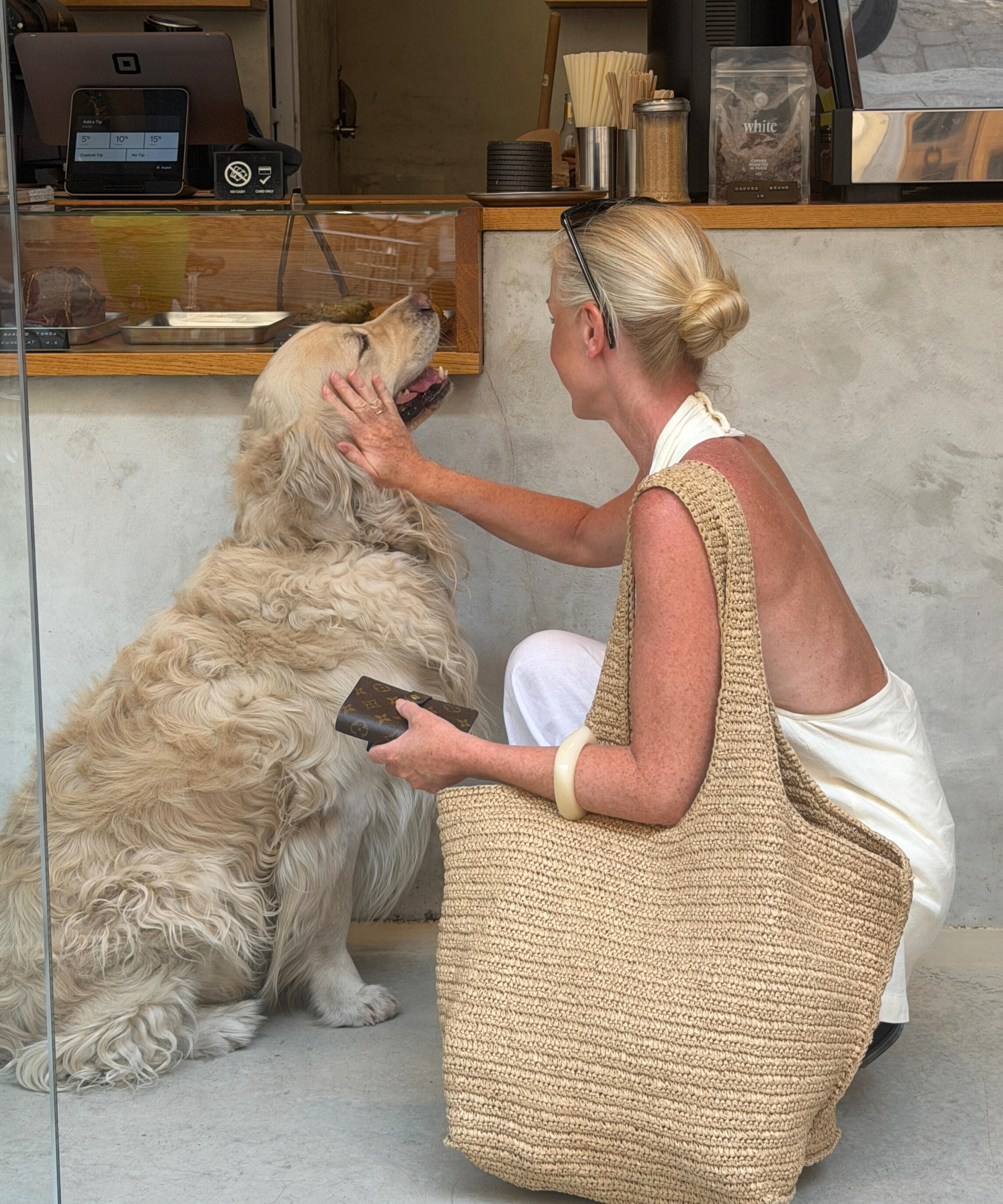 Take time to coffee and new friends
